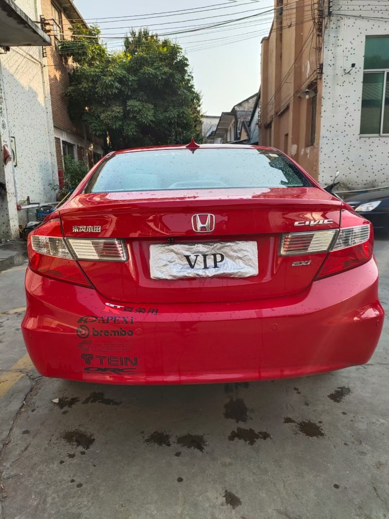 广州13年本田思域7