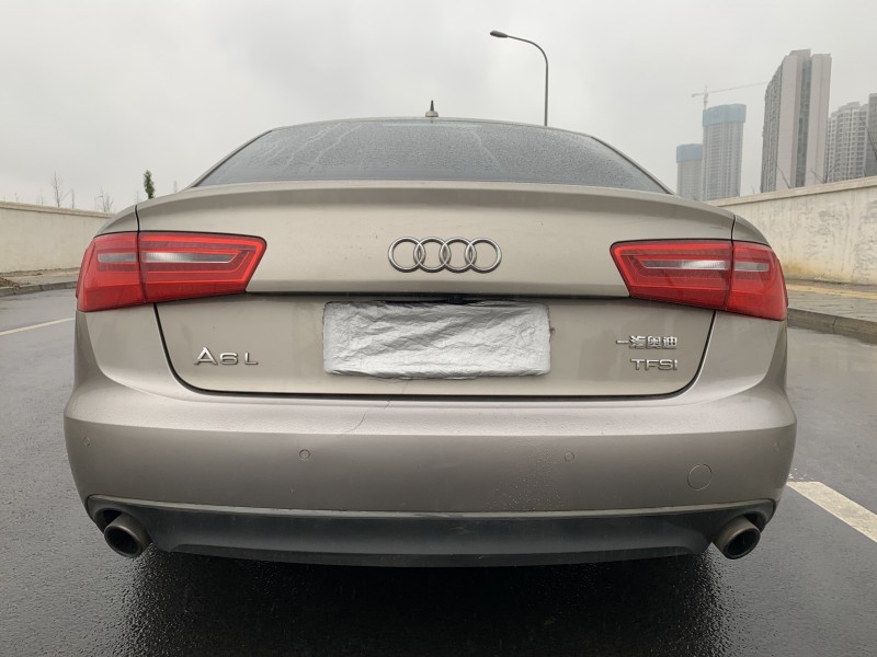 成都14年奥迪A6L9