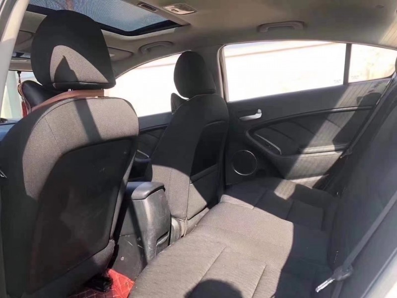 成都15年起亚K36