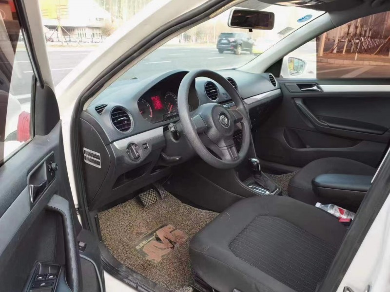 沈陽13年大眾捷達9