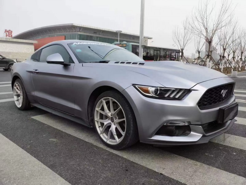 沈阳17年福特野马2