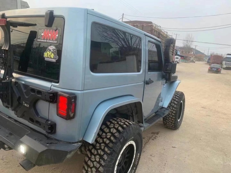 泰安12年Jeep牧馬人8