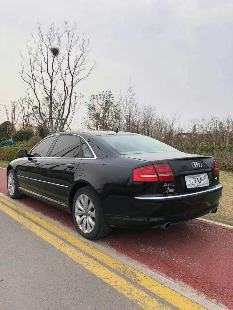 濟南10年奧迪A8L9