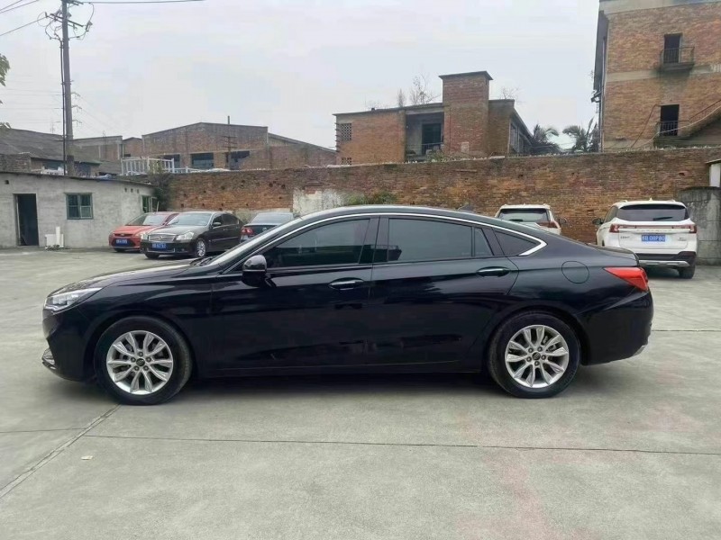 南宁19年红旗H55