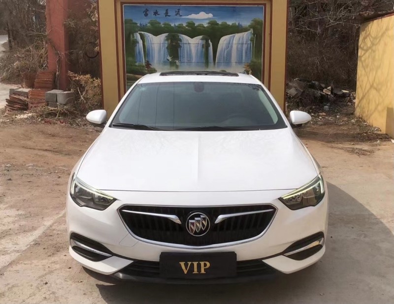 青岛17年别克君威6