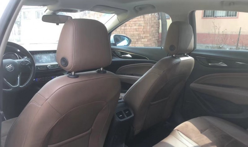 青岛17年别克君威3