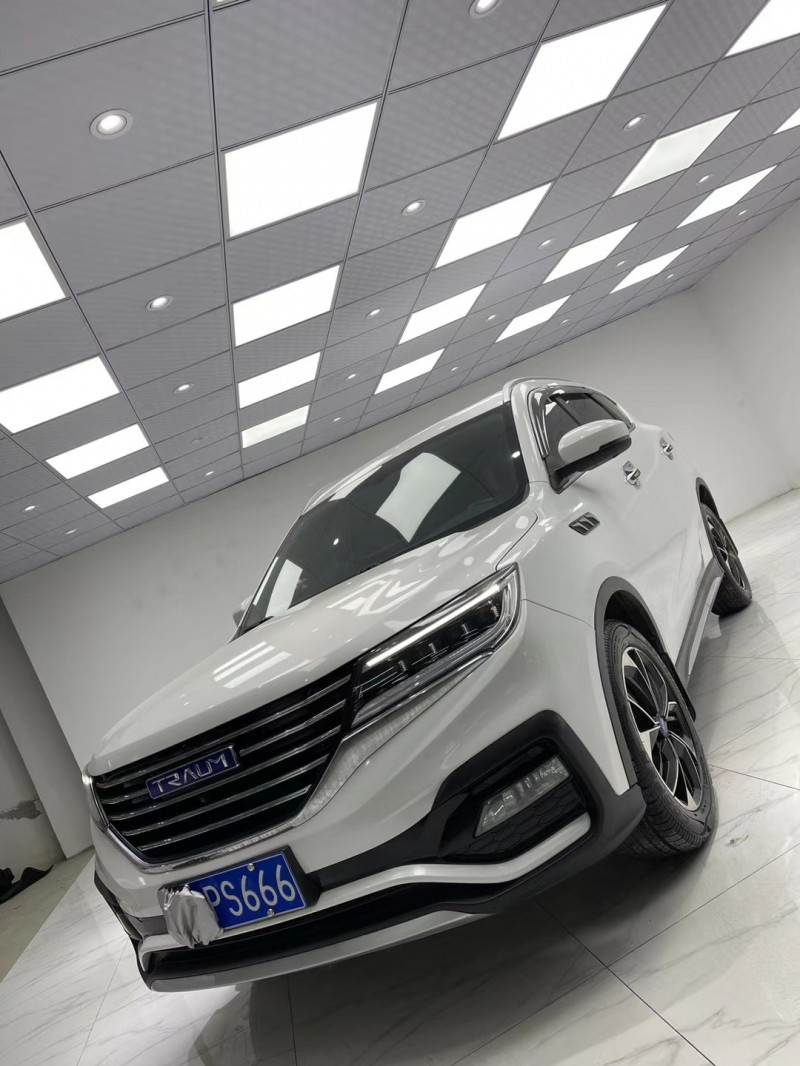 成都19年君马汽车赛克52