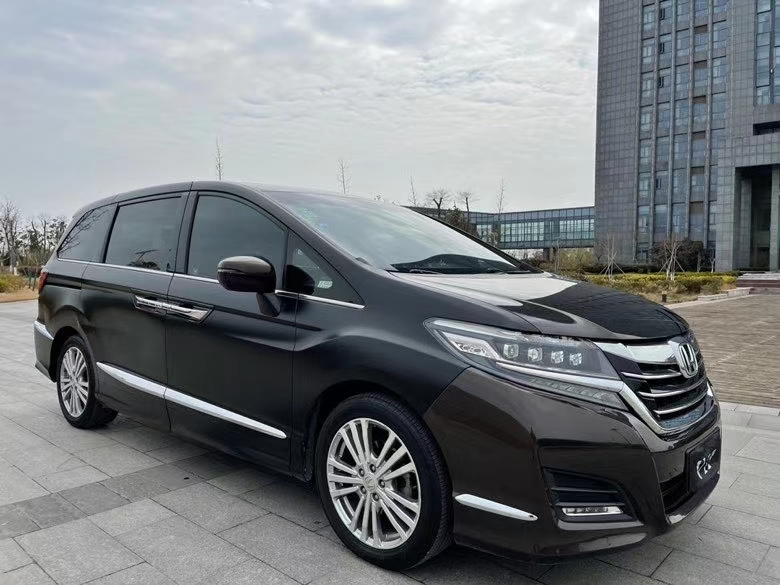 盐城16年本田艾力绅3