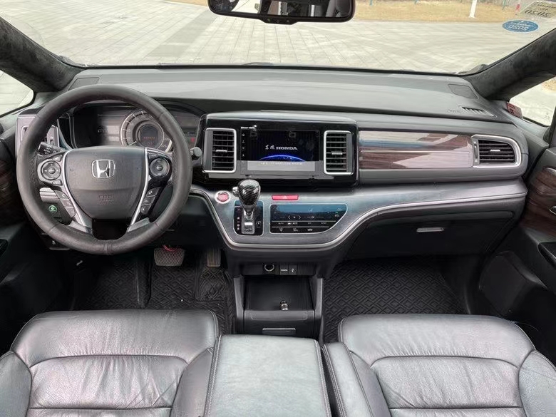 盐城16年本田艾力绅4