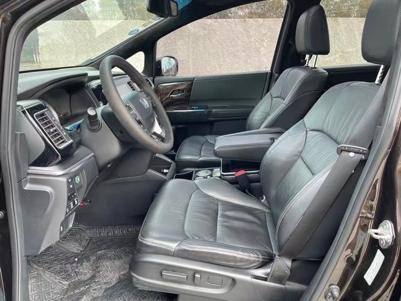 盐城16年本田艾力绅5