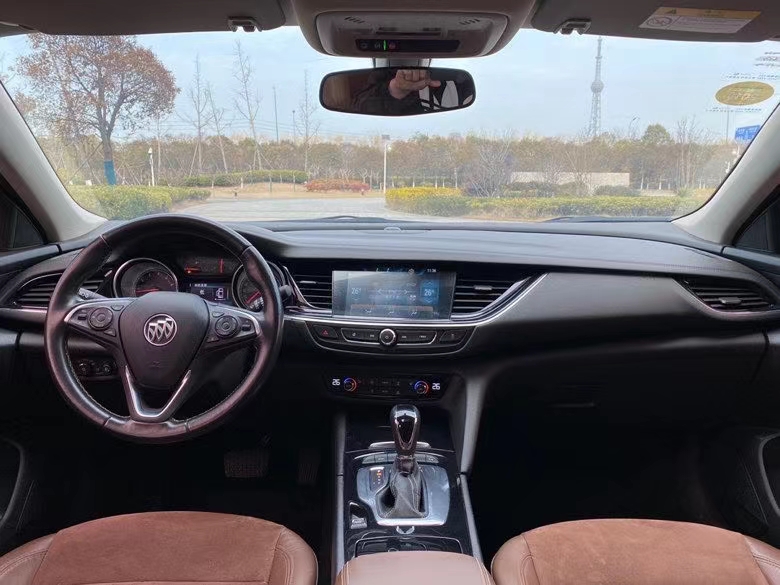 盐城18年别克君威1