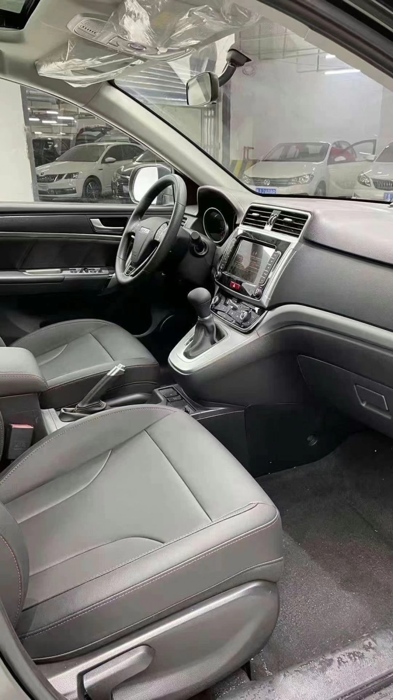 成都21年长城哈弗M67