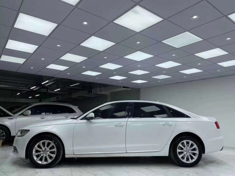 成都16年奥迪A6L3