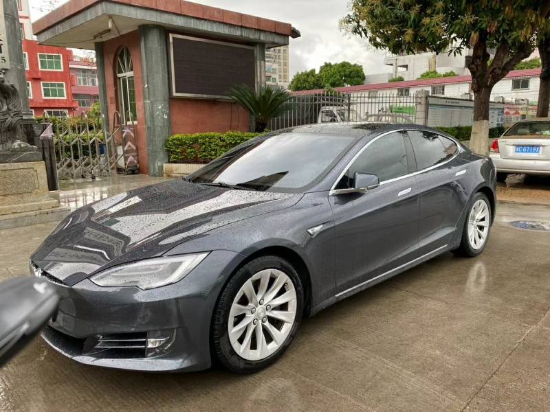 广州16年特斯拉MODEL S2