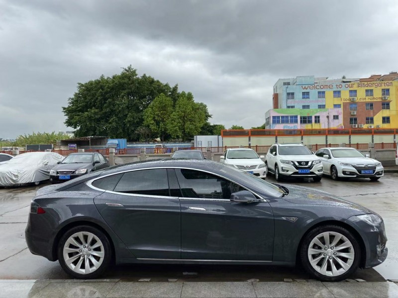 广州16年特斯拉MODEL S9
