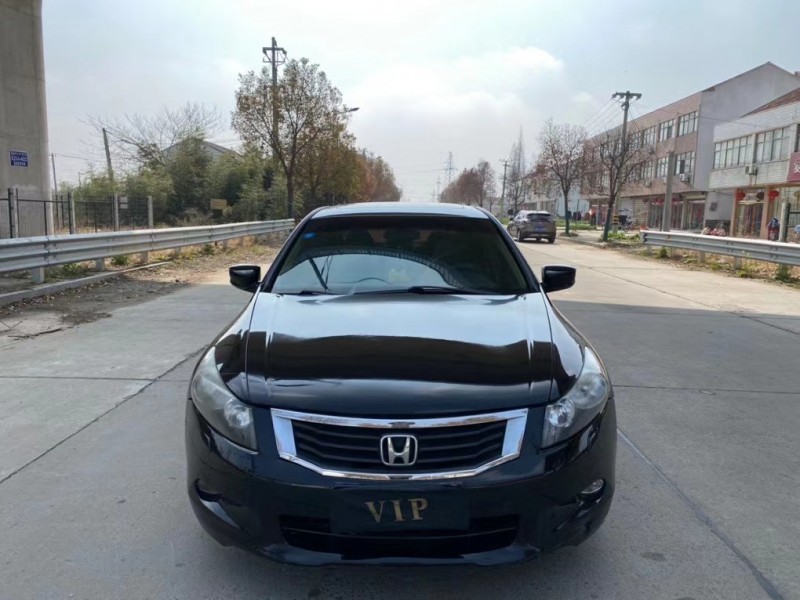 盐城08年本田雅阁1