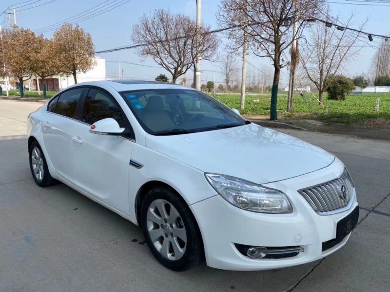 盐城13年别克君威8