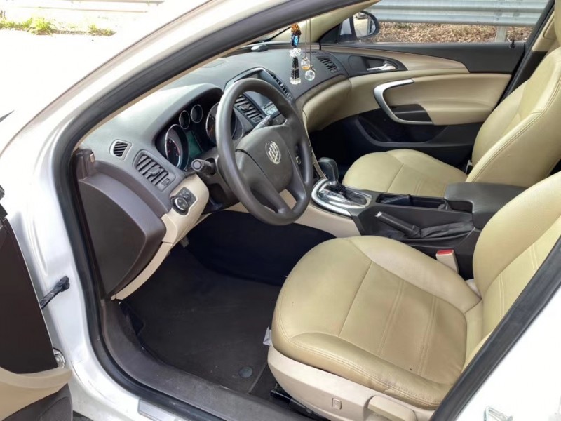 盐城13年别克君威3