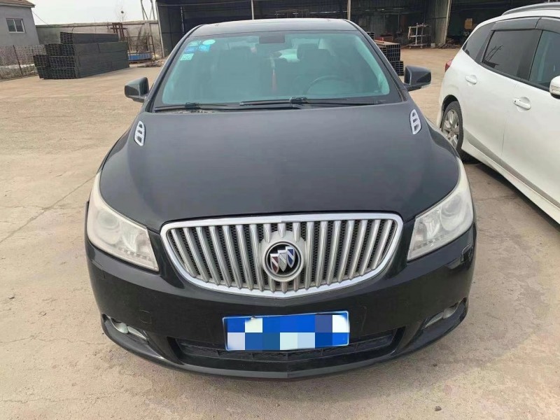 潍坊11年别克君越1