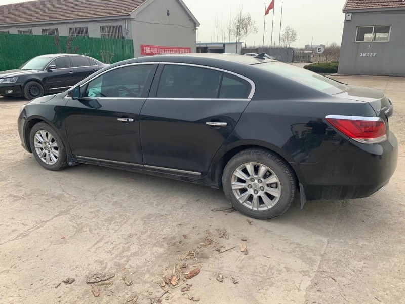 潍坊11年别克君越4