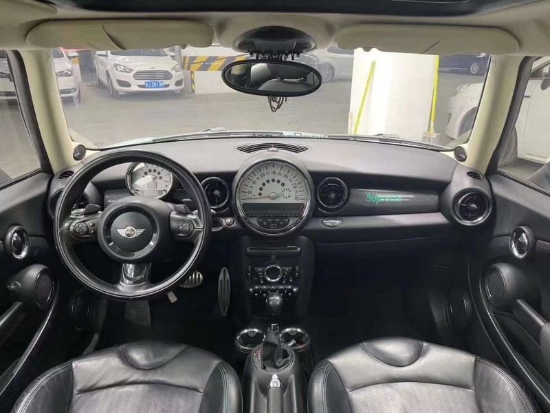 成都12年寶馬MINI6