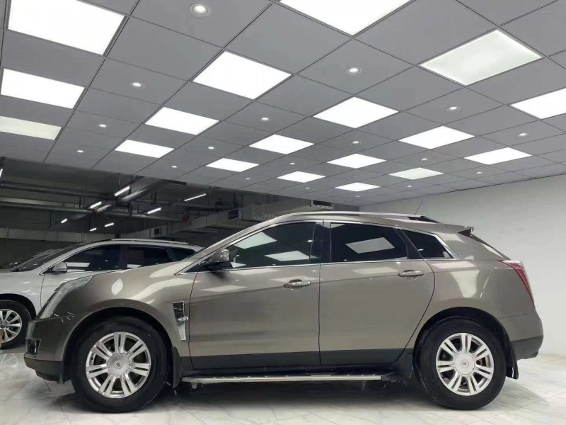 成都12年凯迪拉克SRX3