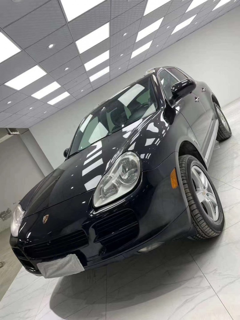 成都07年保时捷卡宴1