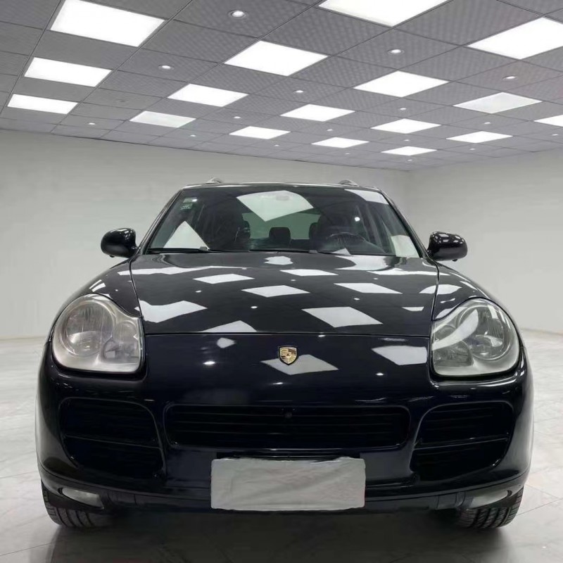 成都07年保时捷卡宴2