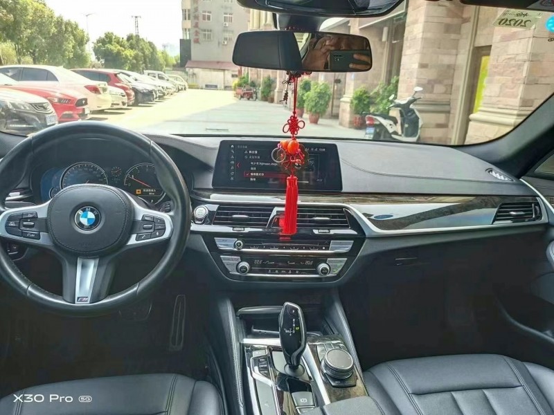 武汉18年宝马5系5