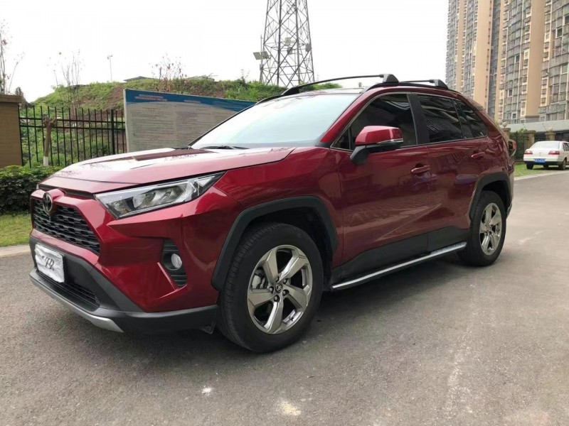 成都20年丰田RAV4荣放2