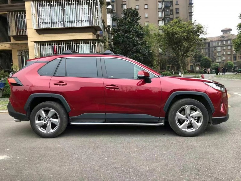 成都20年丰田RAV4荣放6