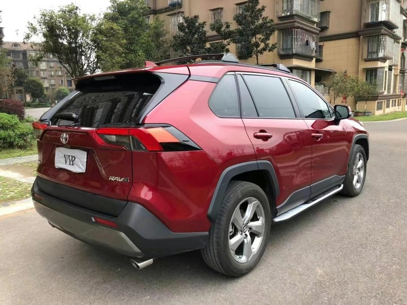 成都20年丰田RAV4荣放7