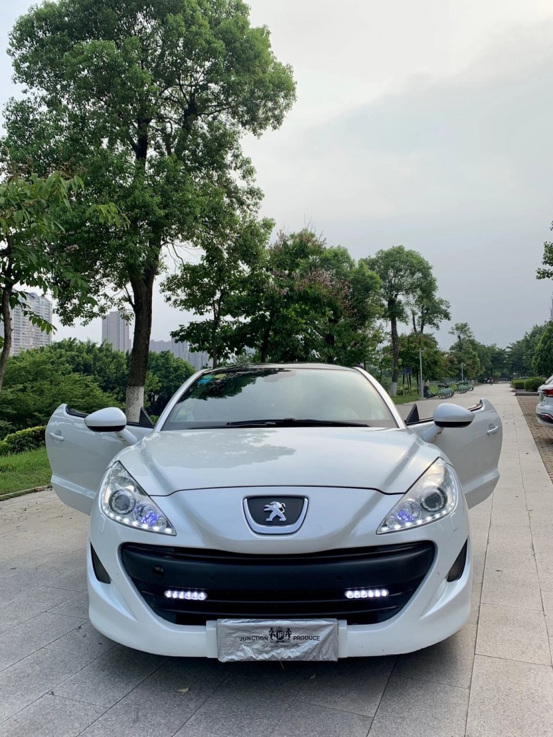 泉州12年標致RCZ6