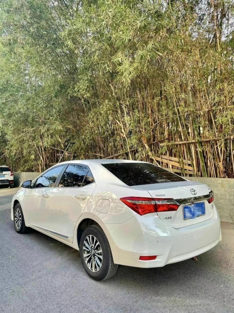 武汉18年丰田卡罗拉3