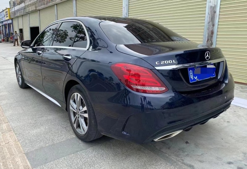 广州19年奔驰C7