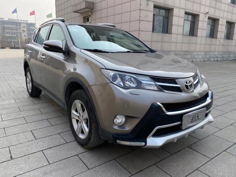 唐山14年豐田RAV4榮放2