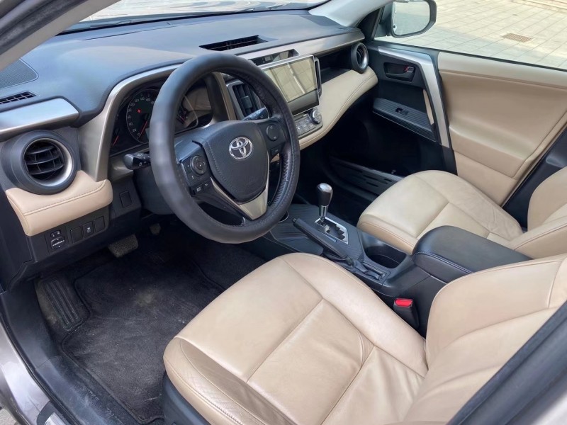 唐山14年豐田RAV4榮放5