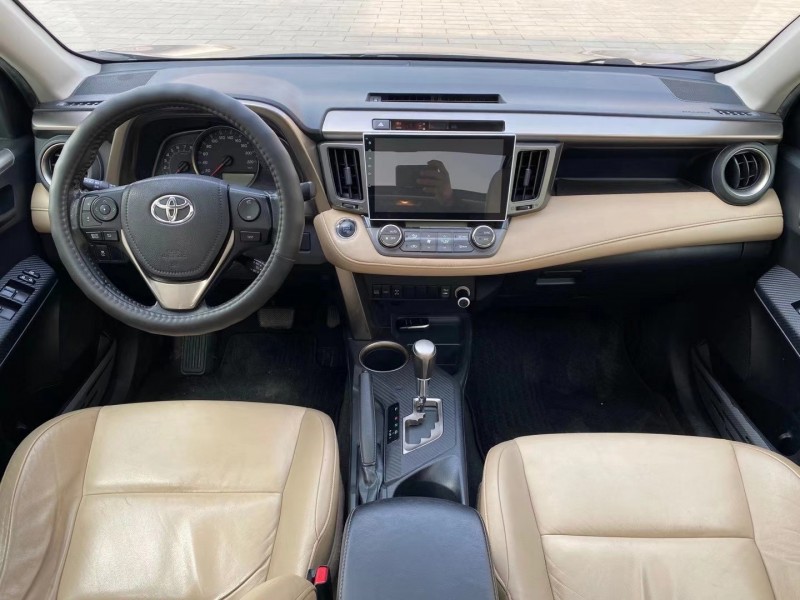 唐山14年豐田RAV4榮放8