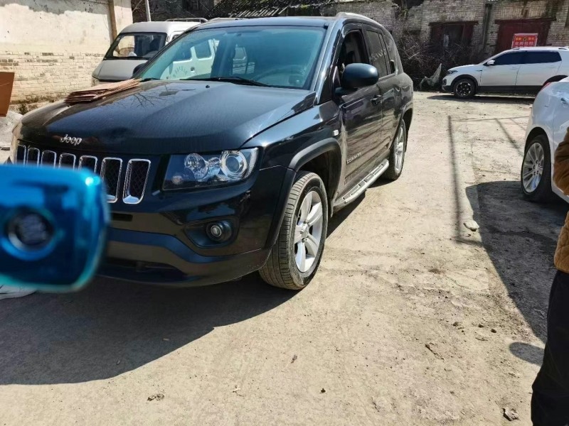 贵阳16年Jeep指南者1