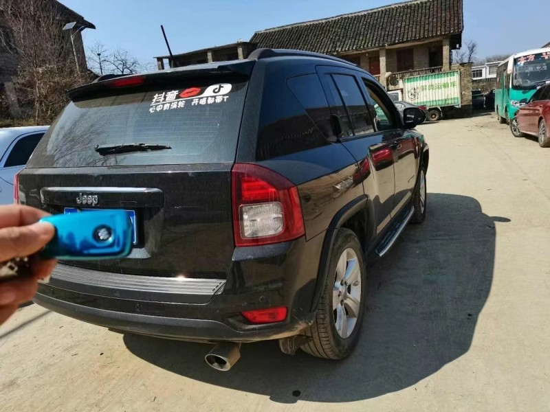 贵阳16年Jeep指南者2