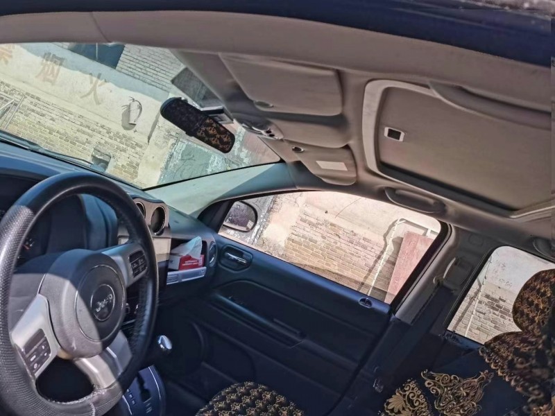 贵阳16年Jeep指南者4