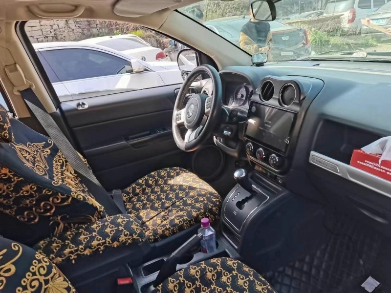 贵阳16年Jeep指南者5