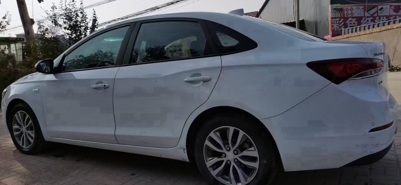 邢台19年别克英朗4