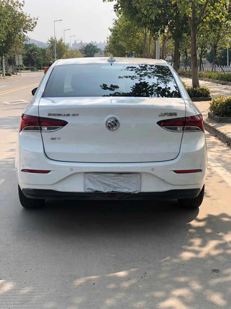 广州19年别克英朗4