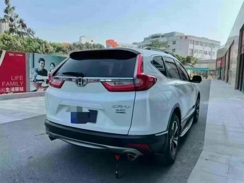 南寧17年本田CRV8
