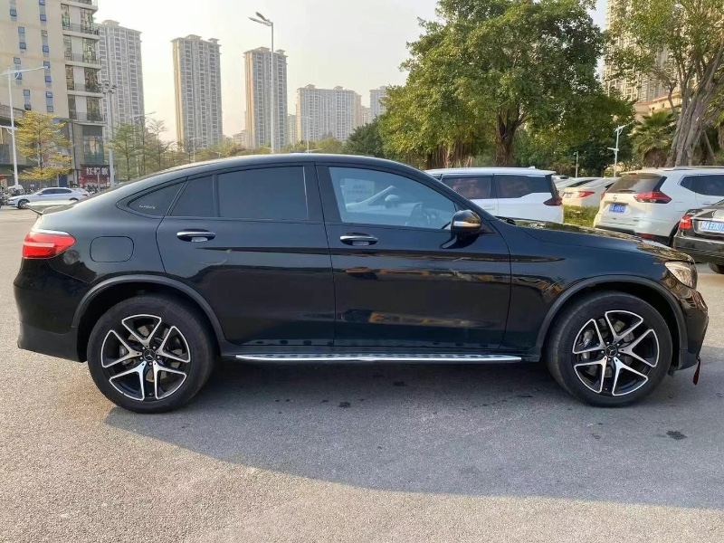 广州19年奔驰GLC2