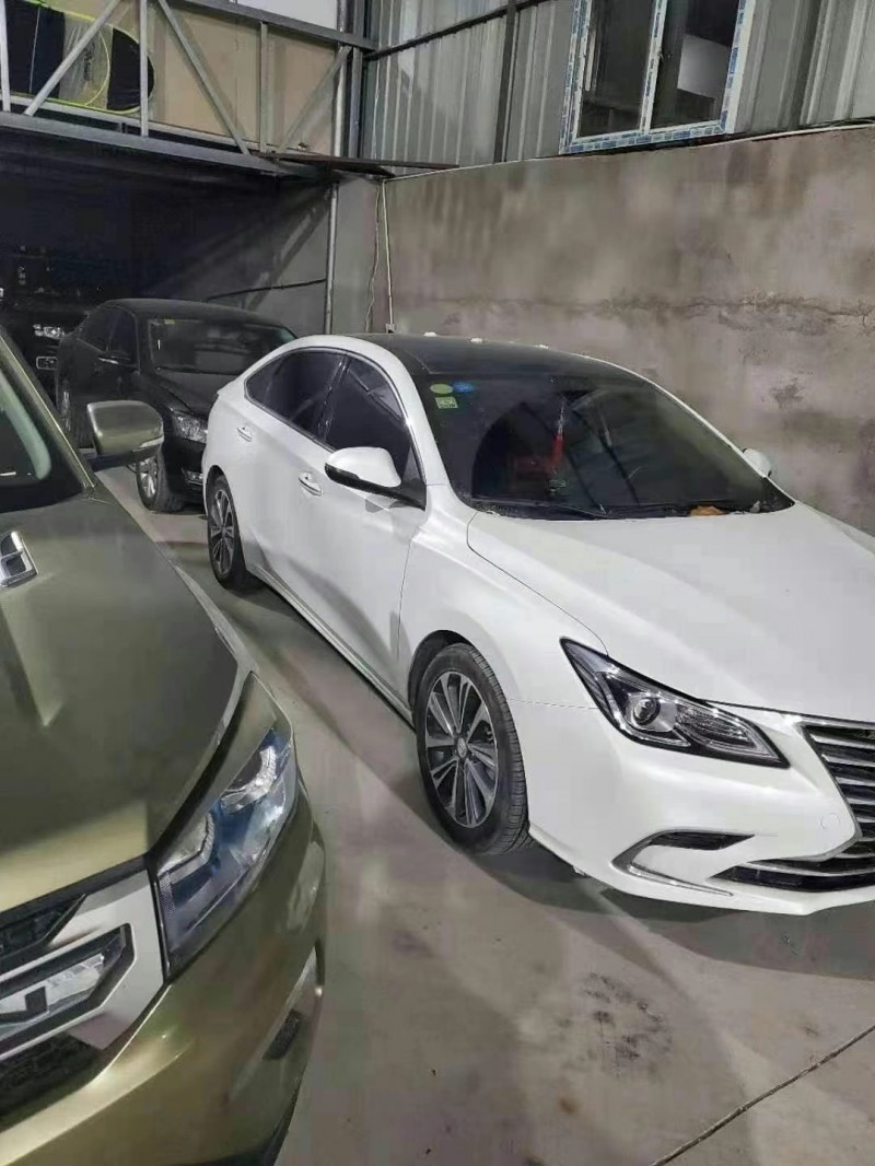 南平18年長安汽車睿騁CC3