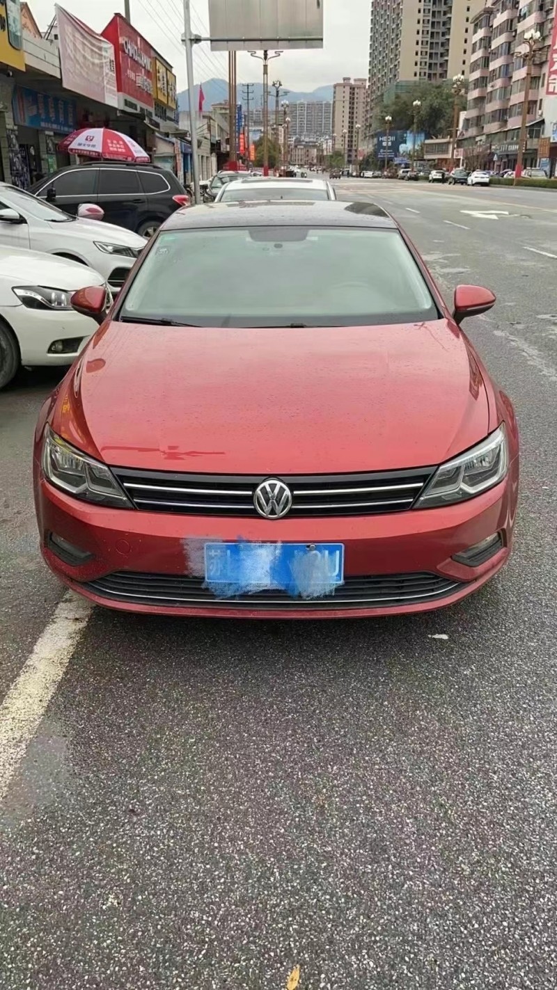 广州15年大众凌渡6