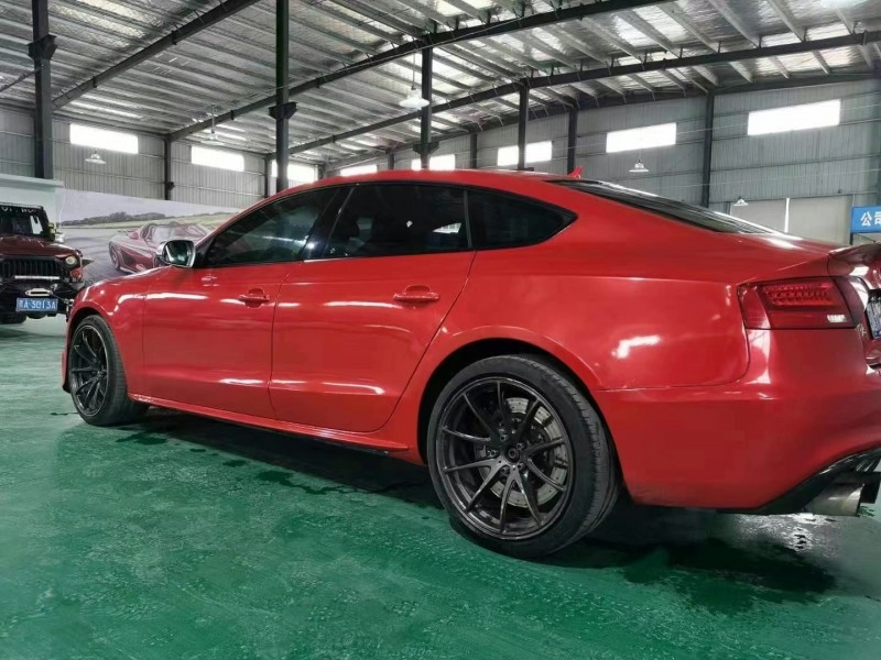 北京12年奥迪S55