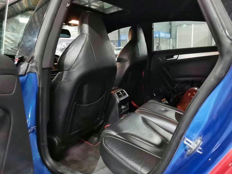 北京12年奥迪S56